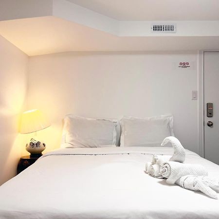 Simple & Tidy Private Rooms Toronto Bagian luar foto