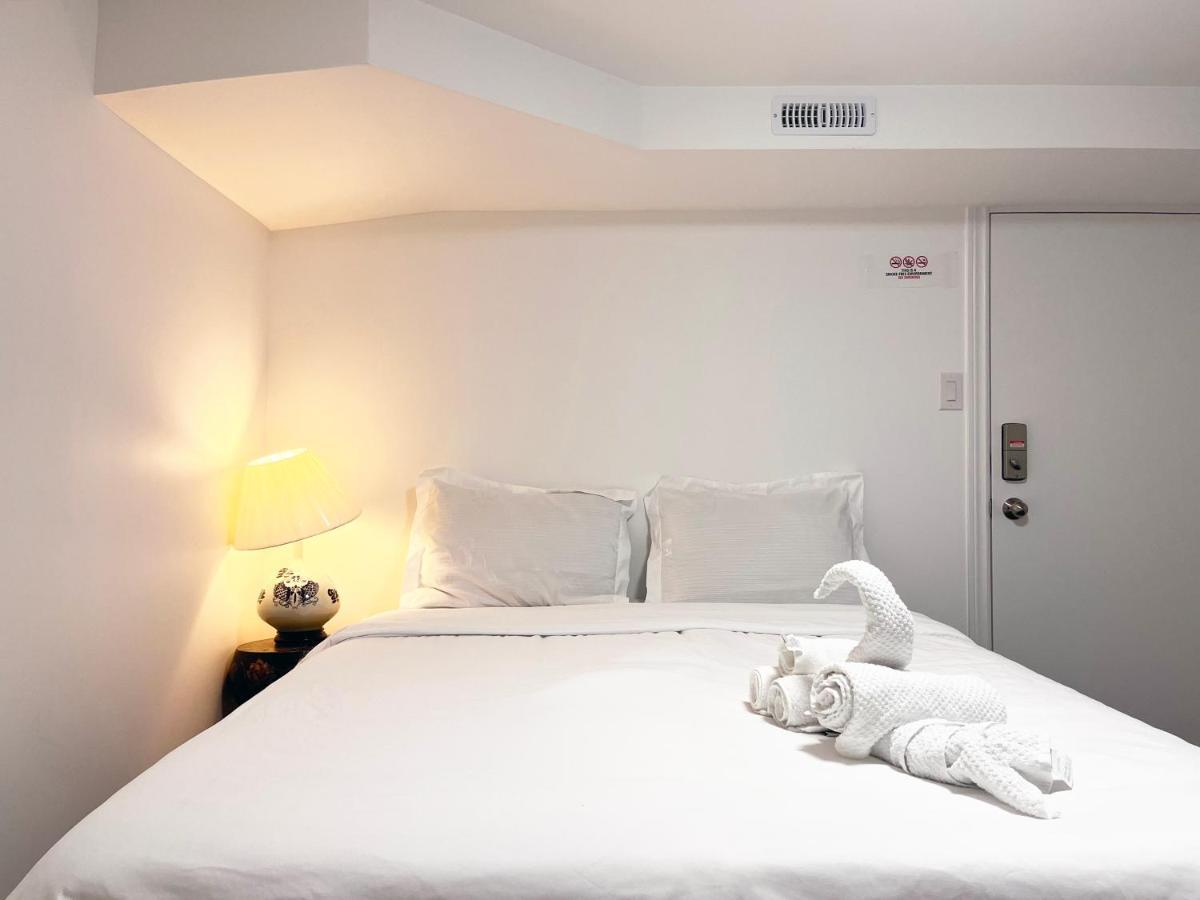 Simple & Tidy Private Rooms Toronto Bagian luar foto